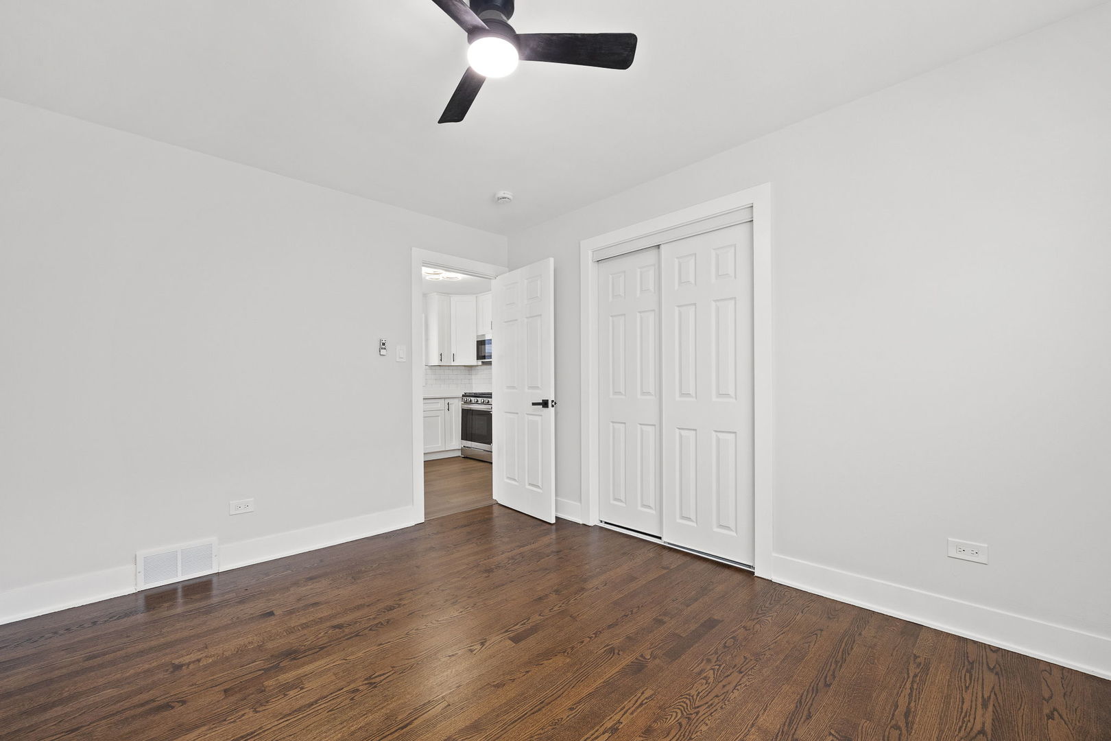 9734 S Princeton Avenue Property Photo 15