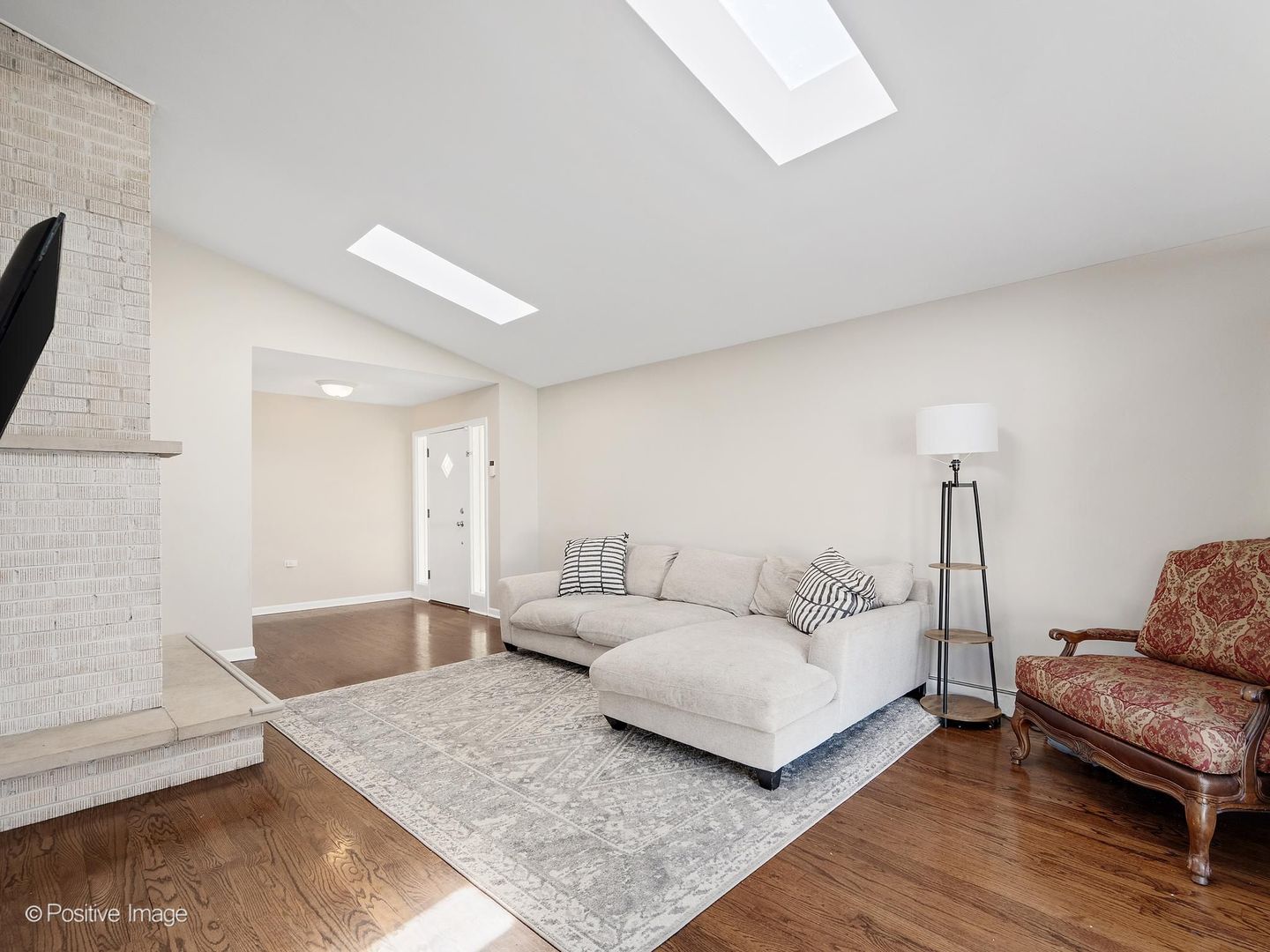 842 S Euclid Avenue Property Photo 3