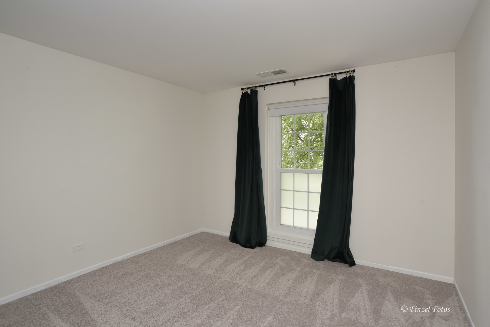 860 Chasefield Lane 3 Property Photo 10