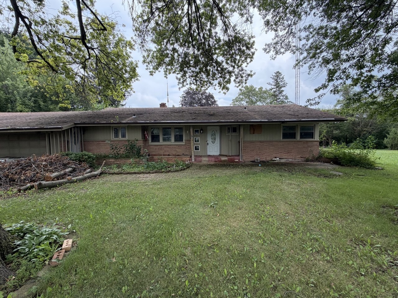 2848 Woodside Drive Property Photo 1