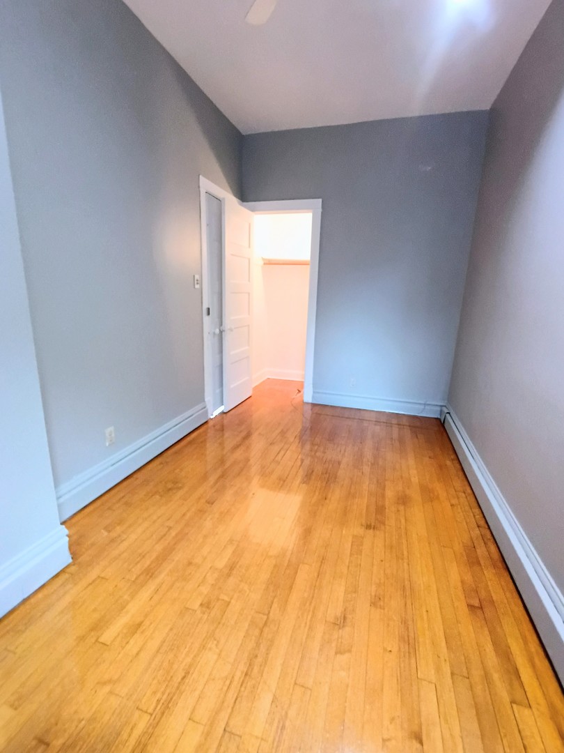 1911 W Belmont Avenue 2r Property Photo 10