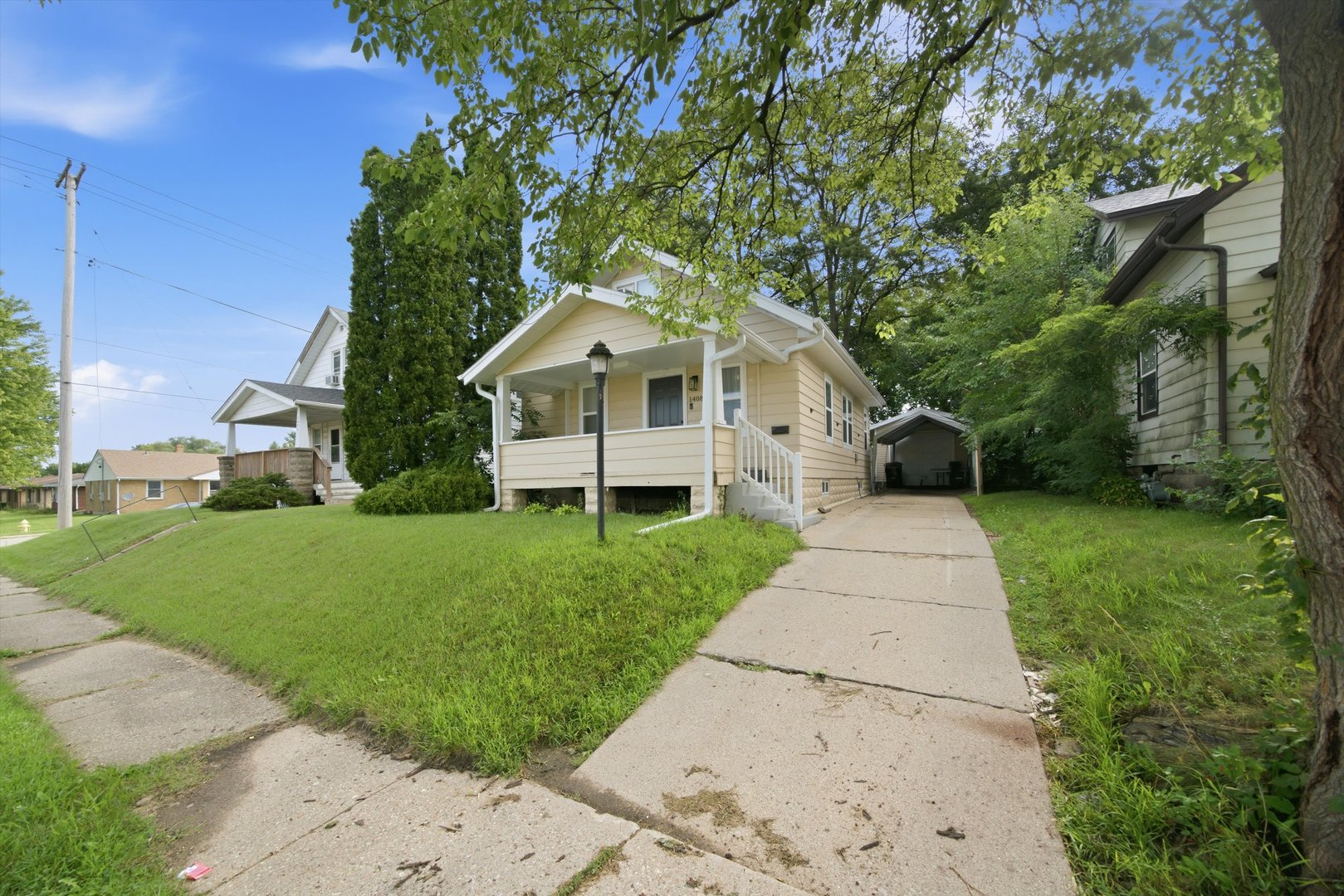 1408 22nd Street Property Photo 3