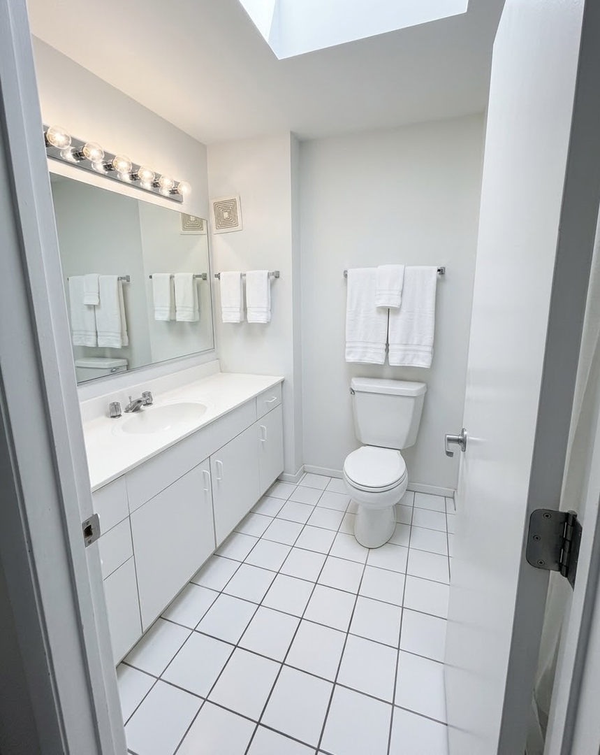 412 Kelburn Avenue 316 Property Photo 12