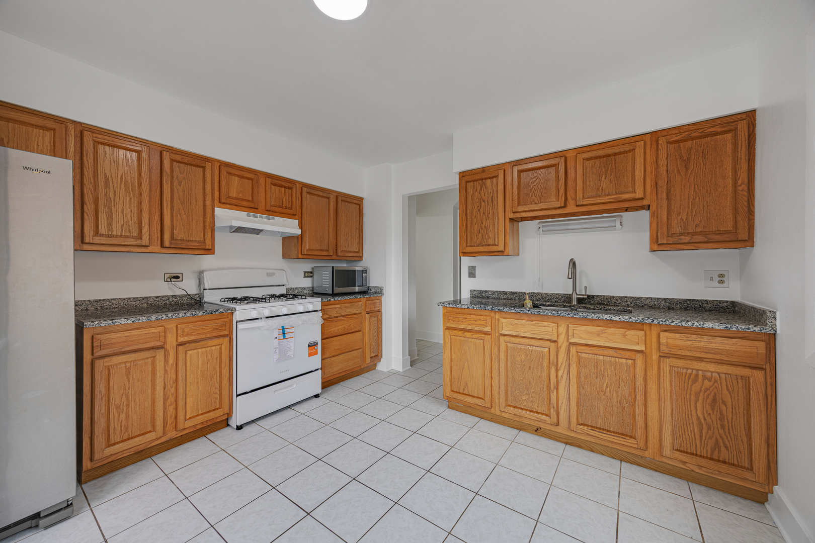 1250 N Wheeling Road Property Photo 11