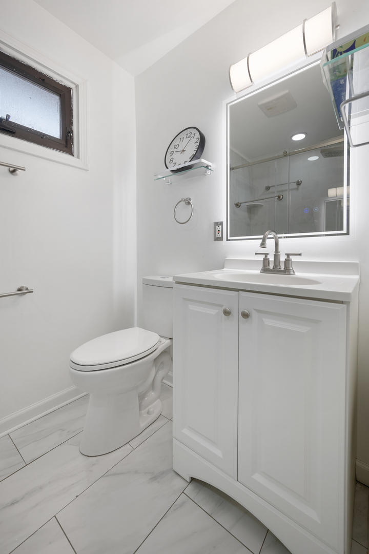 1250 N Wheeling Road Property Photo 19