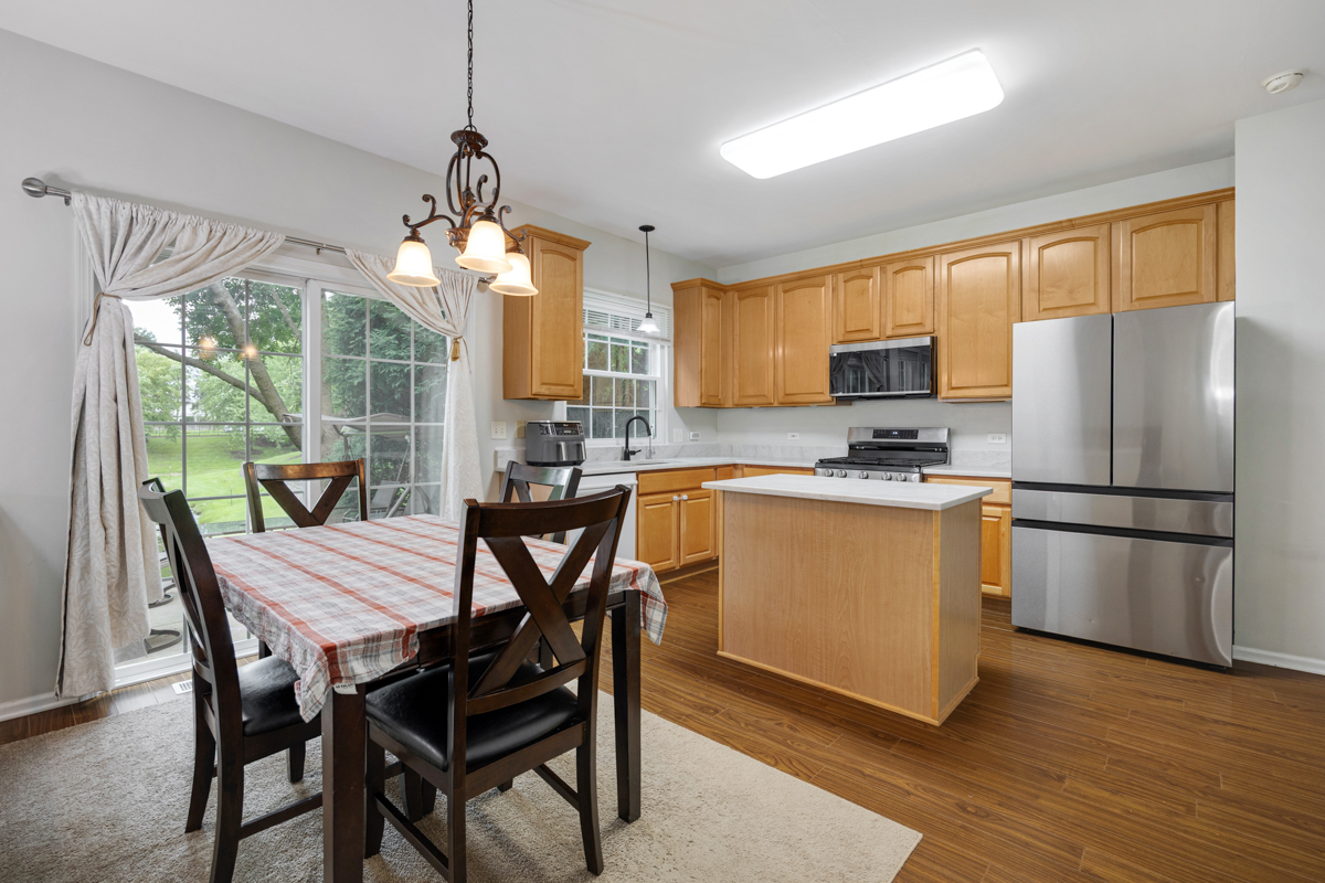 2826 Peachtree Circle Property Photo 8