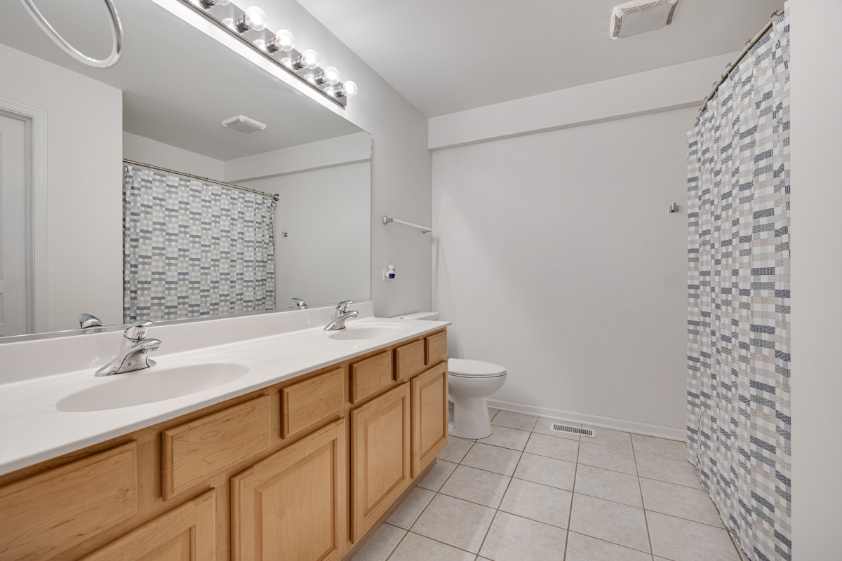 2826 Peachtree Circle Property Photo 17