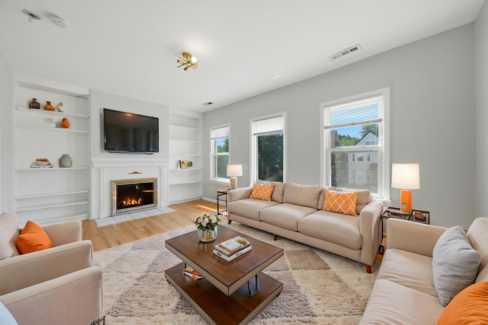 1915 Asbury Avenue 2 Property Photo 2