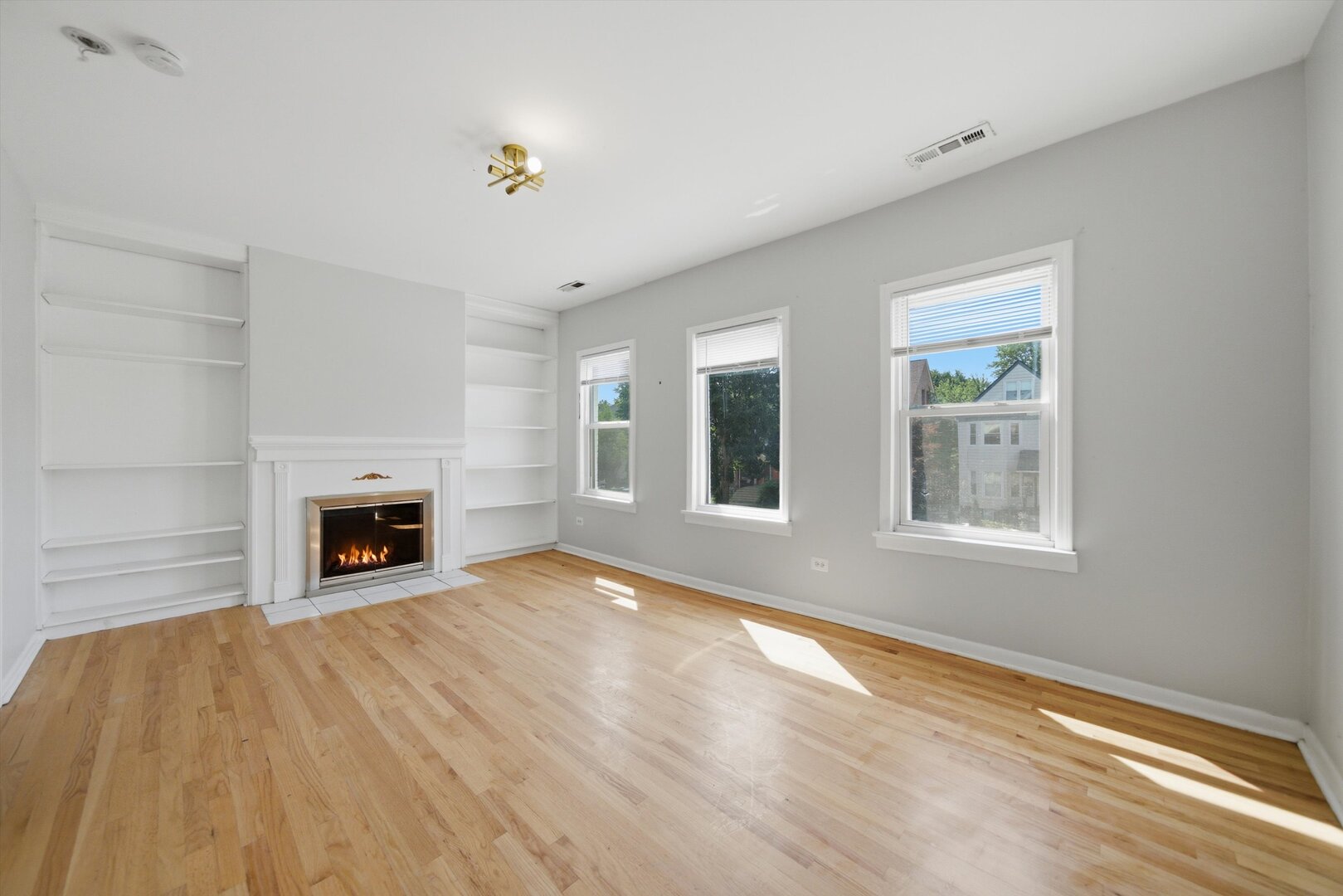 1915 Asbury Avenue 2 Property Photo 3
