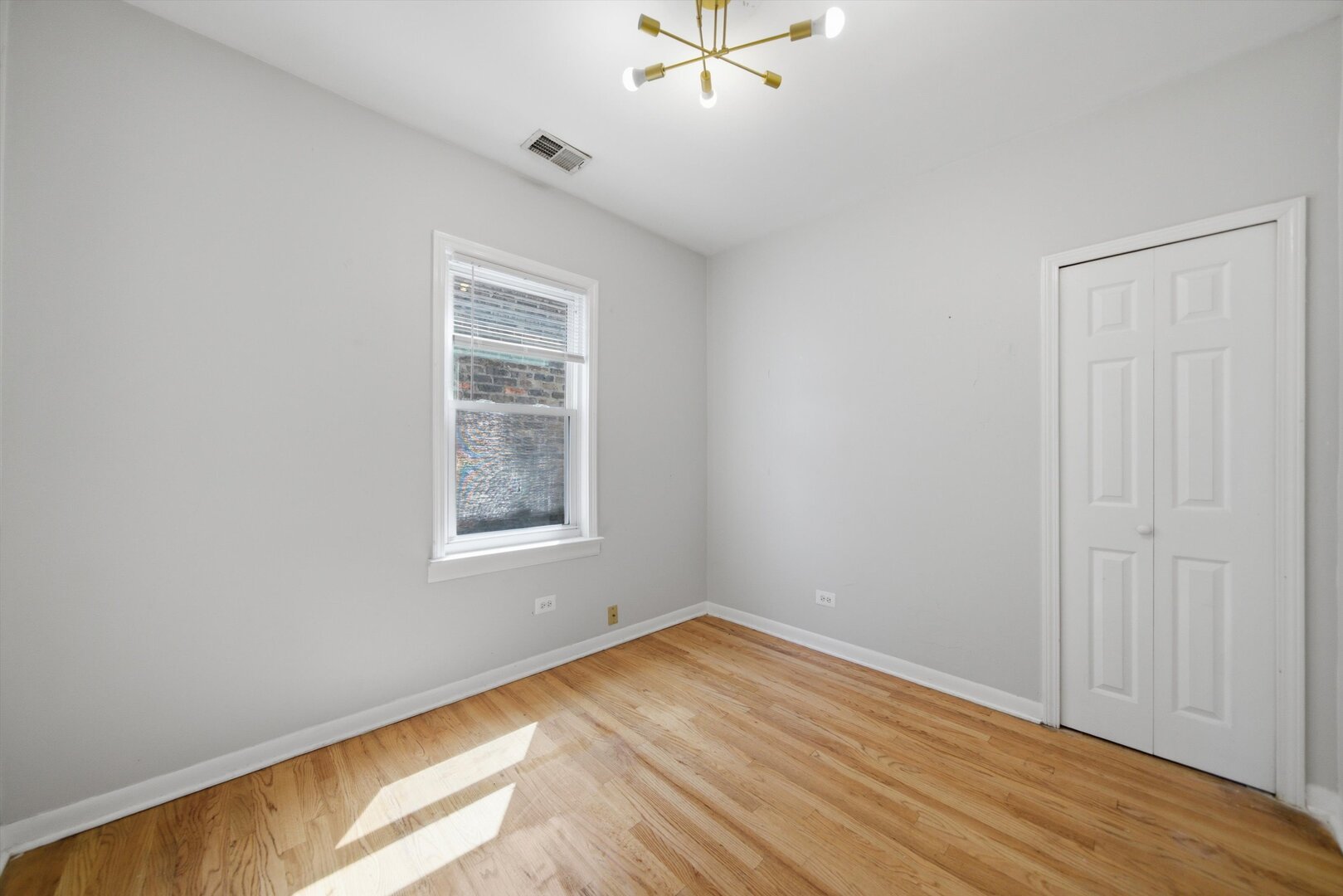 1915 Asbury Avenue 2 Property Photo 10