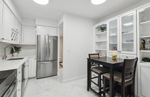 1301 N Western Avenue 231 Property Photo 6