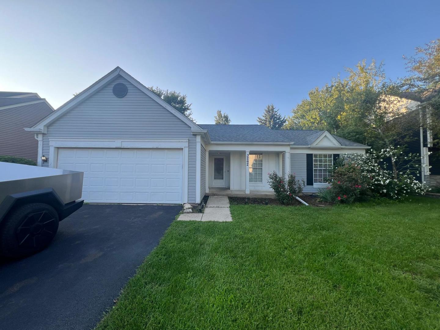 3262 SALEM Court Property Photo 1