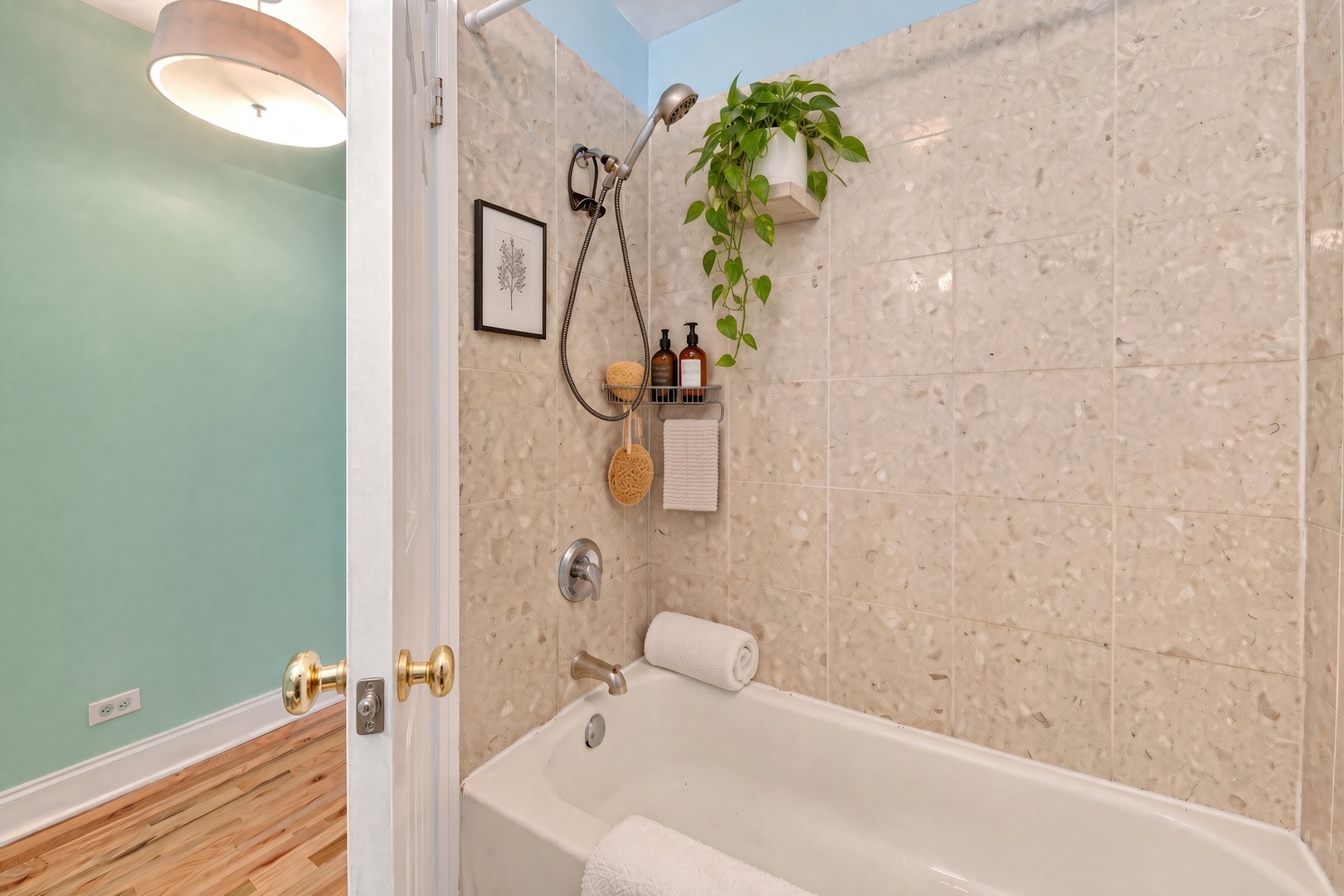 4348 N Sacramento Avenue 3 Property Photo 15