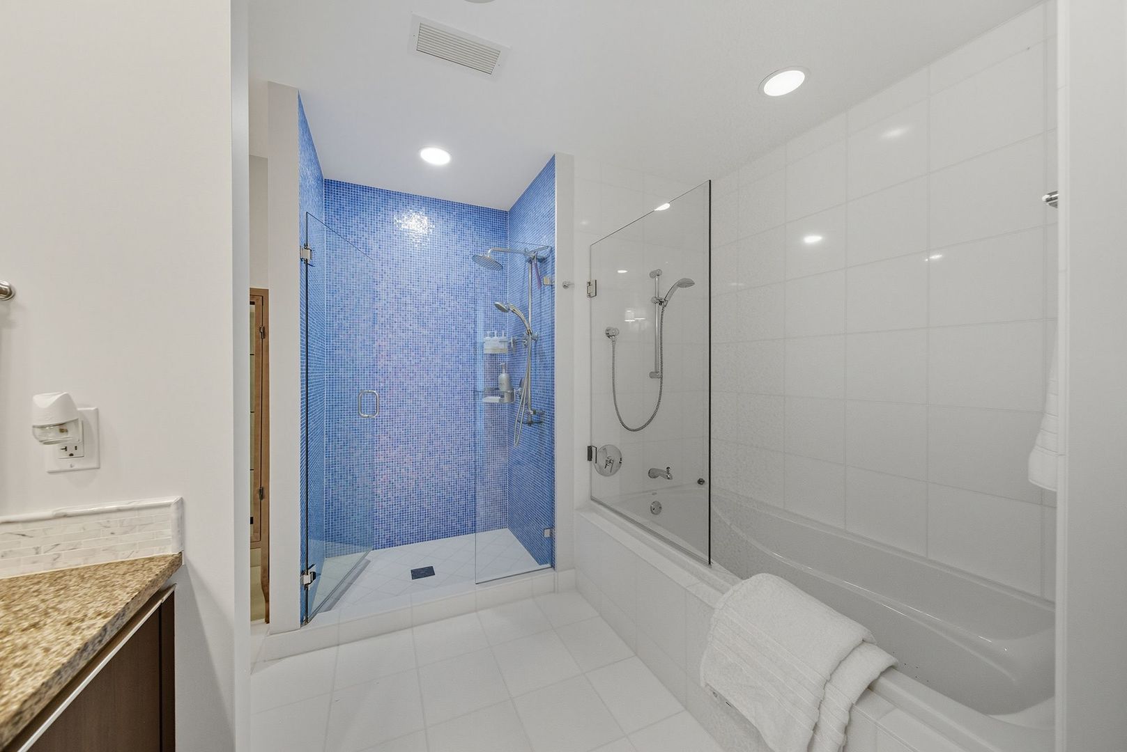 60 E Monroe Street 5601 Property Photo 20