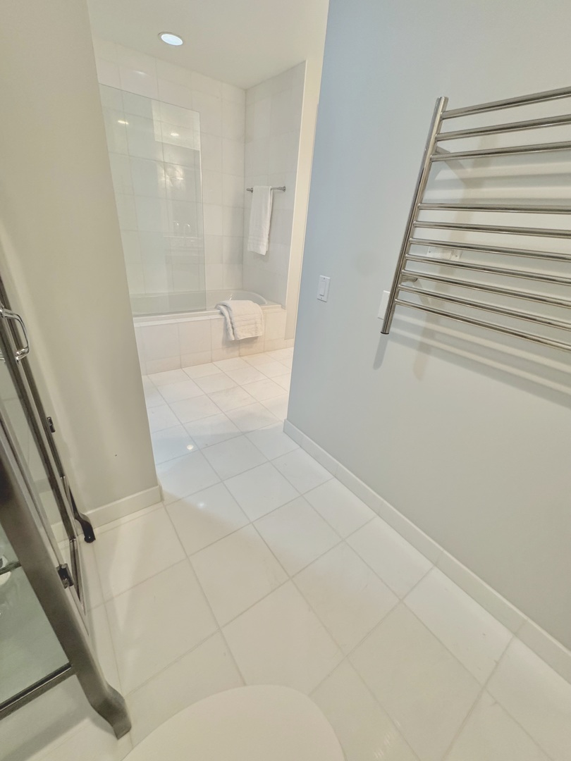 60 E Monroe Street 5601 Property Photo 21
