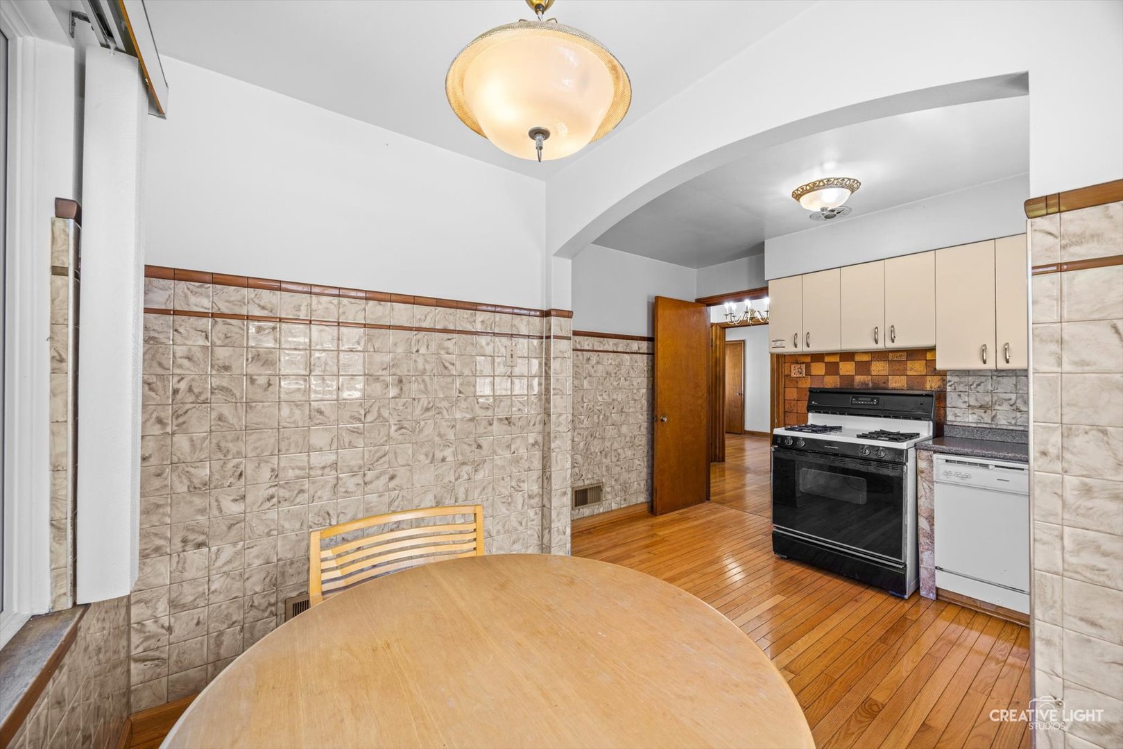 2408 S 4th Avenue Property Photo 6