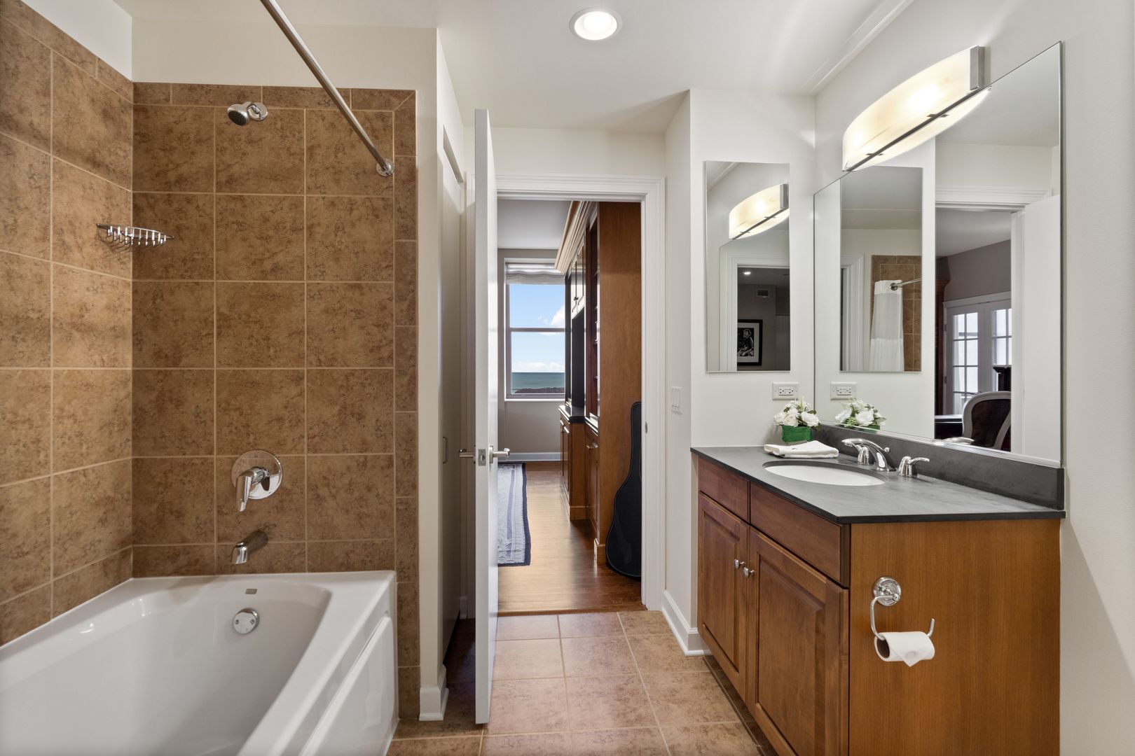 310 S Michigan Avenue 1100 Property Photo 25