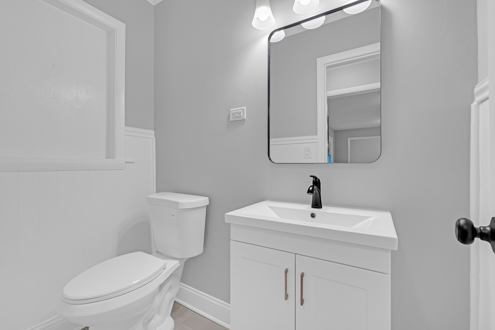 16037 Evans Avenue Property Photo 11