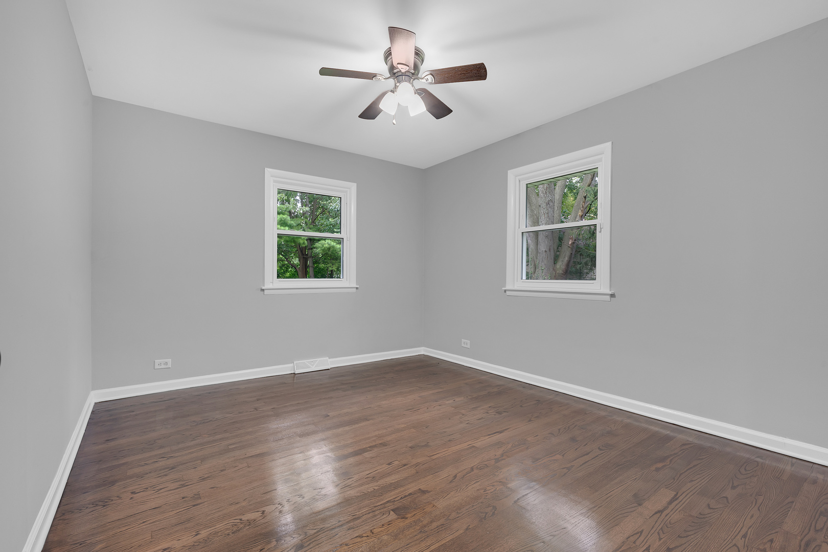 16037 Evans Avenue Property Photo 17
