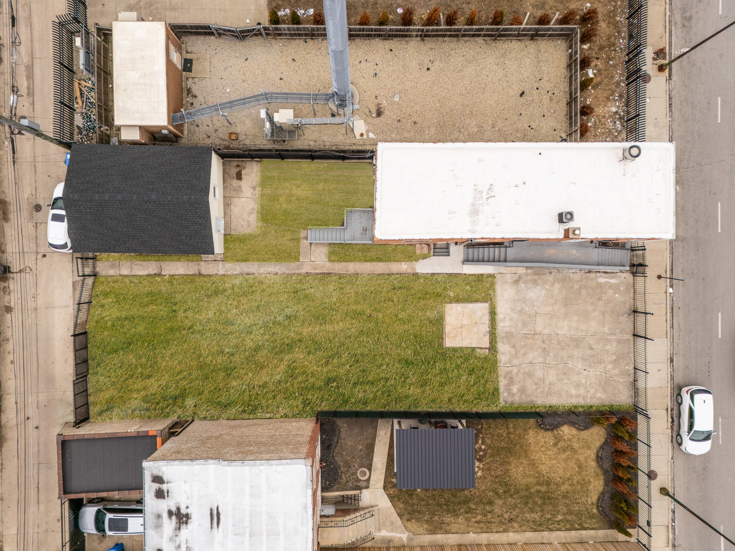 9422 S Lafayette Avenue Property Photo 14