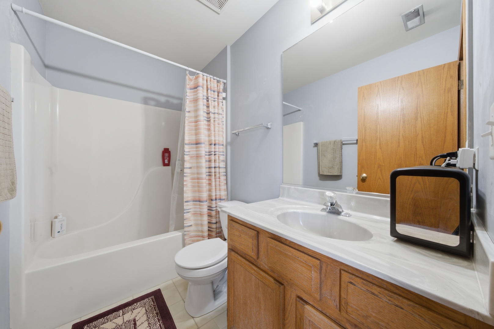 209 Oxford Court Property Photo 16