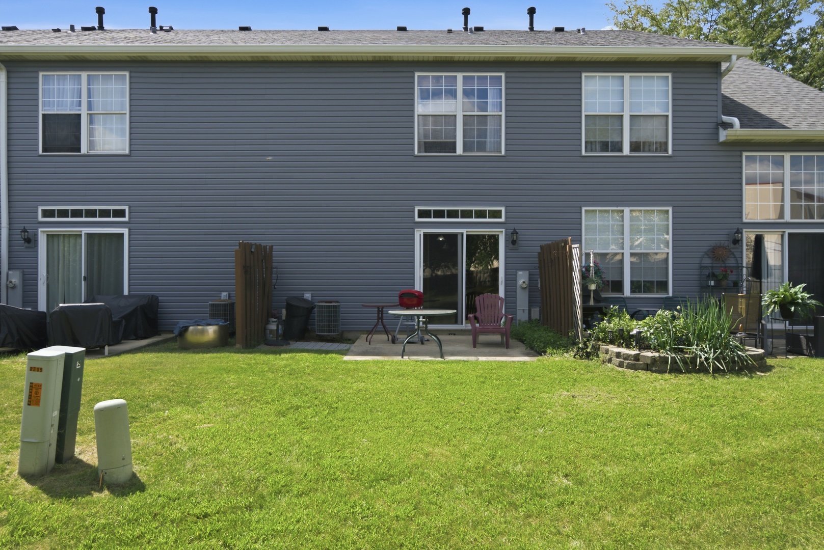 209 Oxford Court Property Photo 17