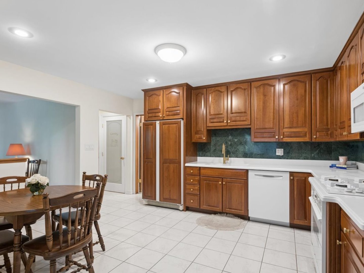 845 N Merrill Street Property Photo 5