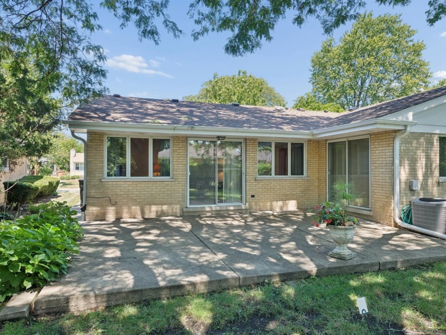 845 N Merrill Street Property Photo 27