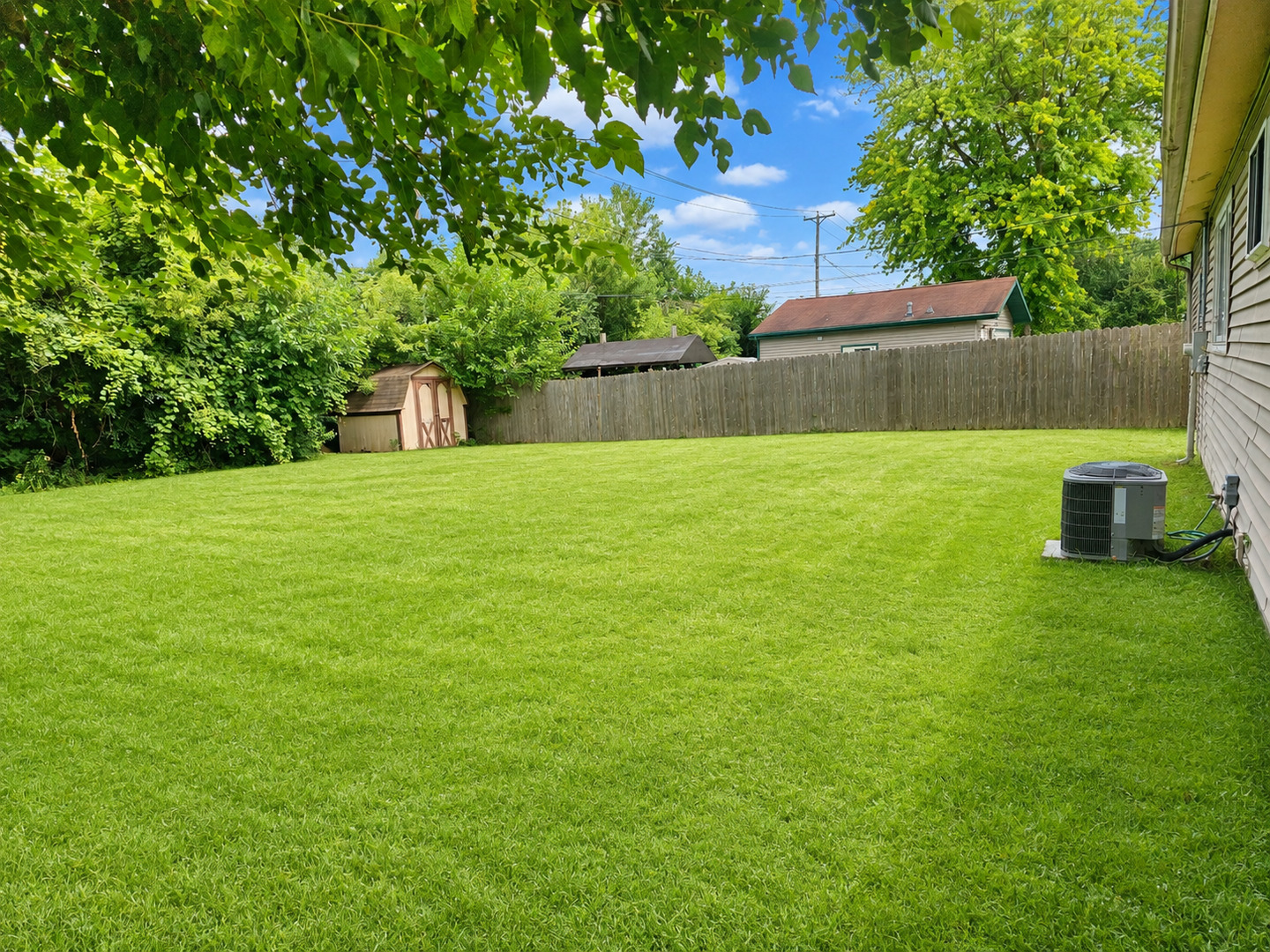 1180 Larkdale Row Property Photo 13