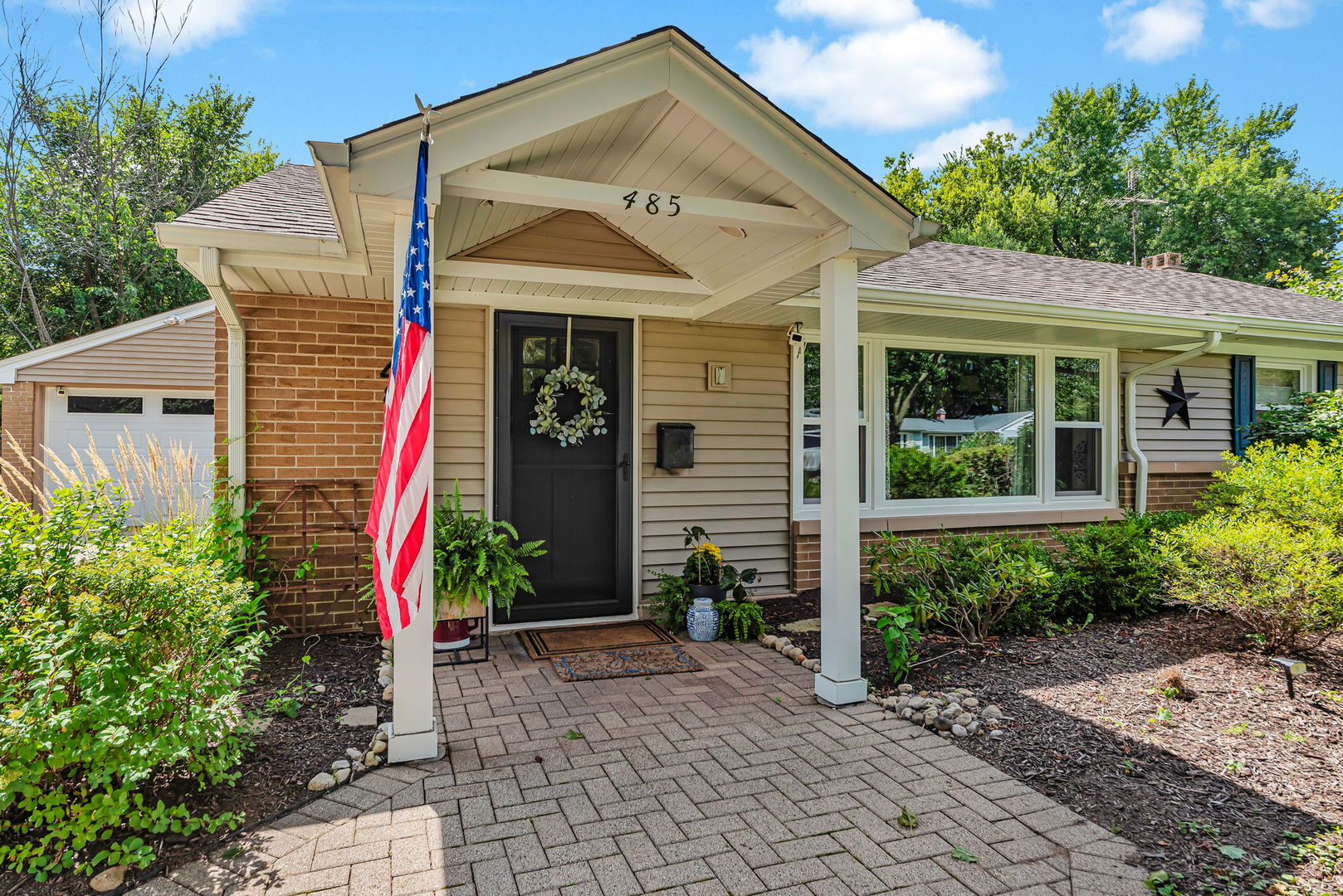 485 Porter Avenue Property Photo 4