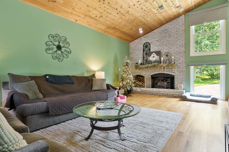 16557 Grove Creek Circle Property Photo 14
