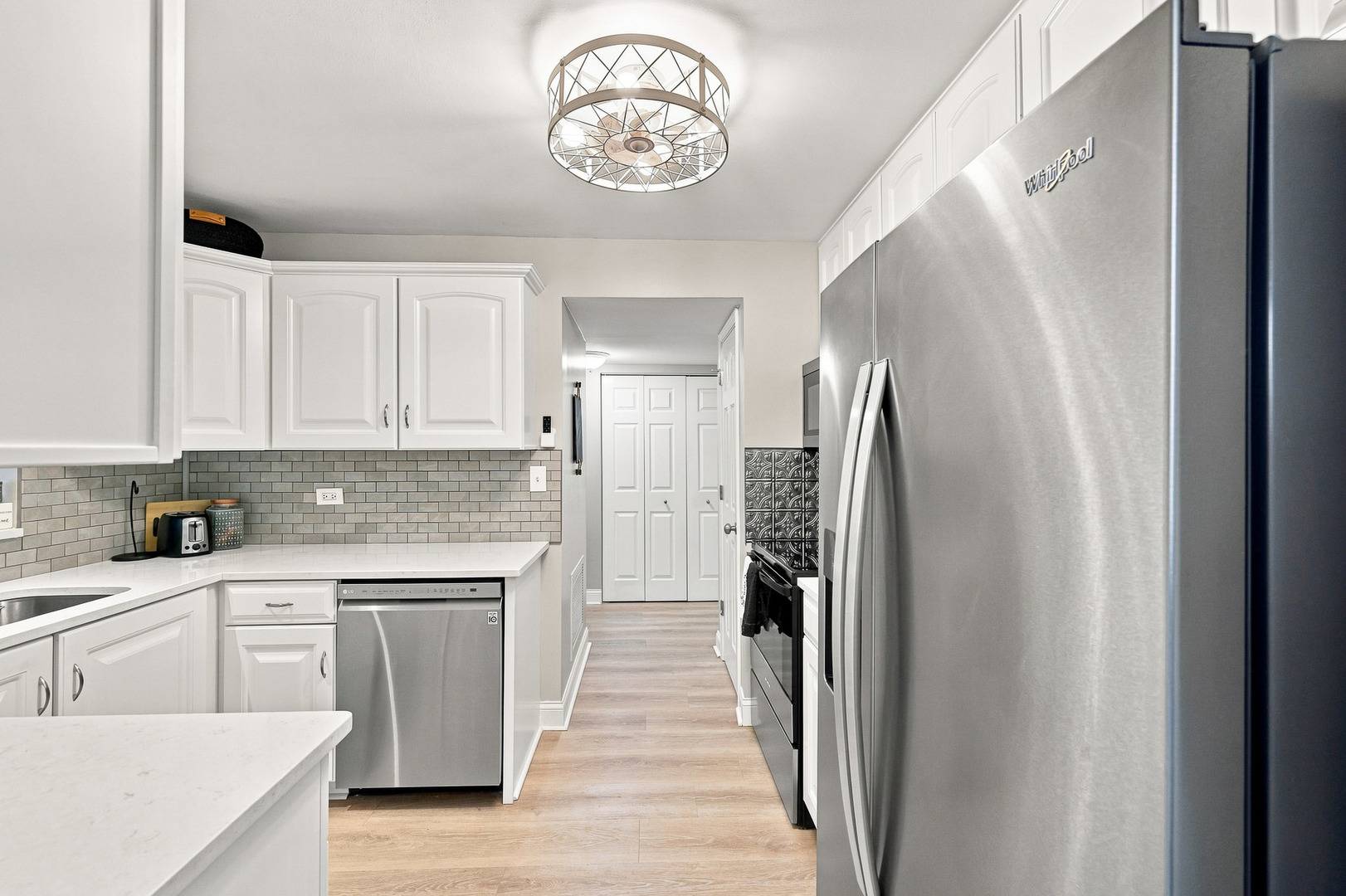 6565 Main Street 207 Property Photo 10