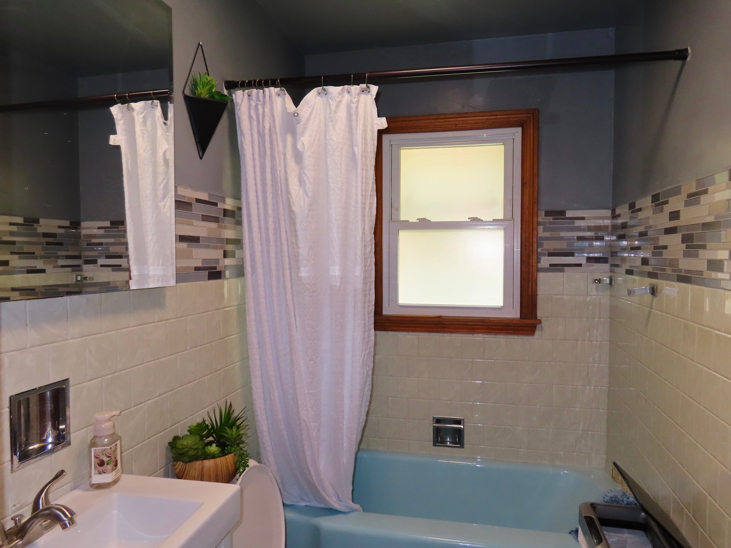 1022 Frederick Street Property Photo 9