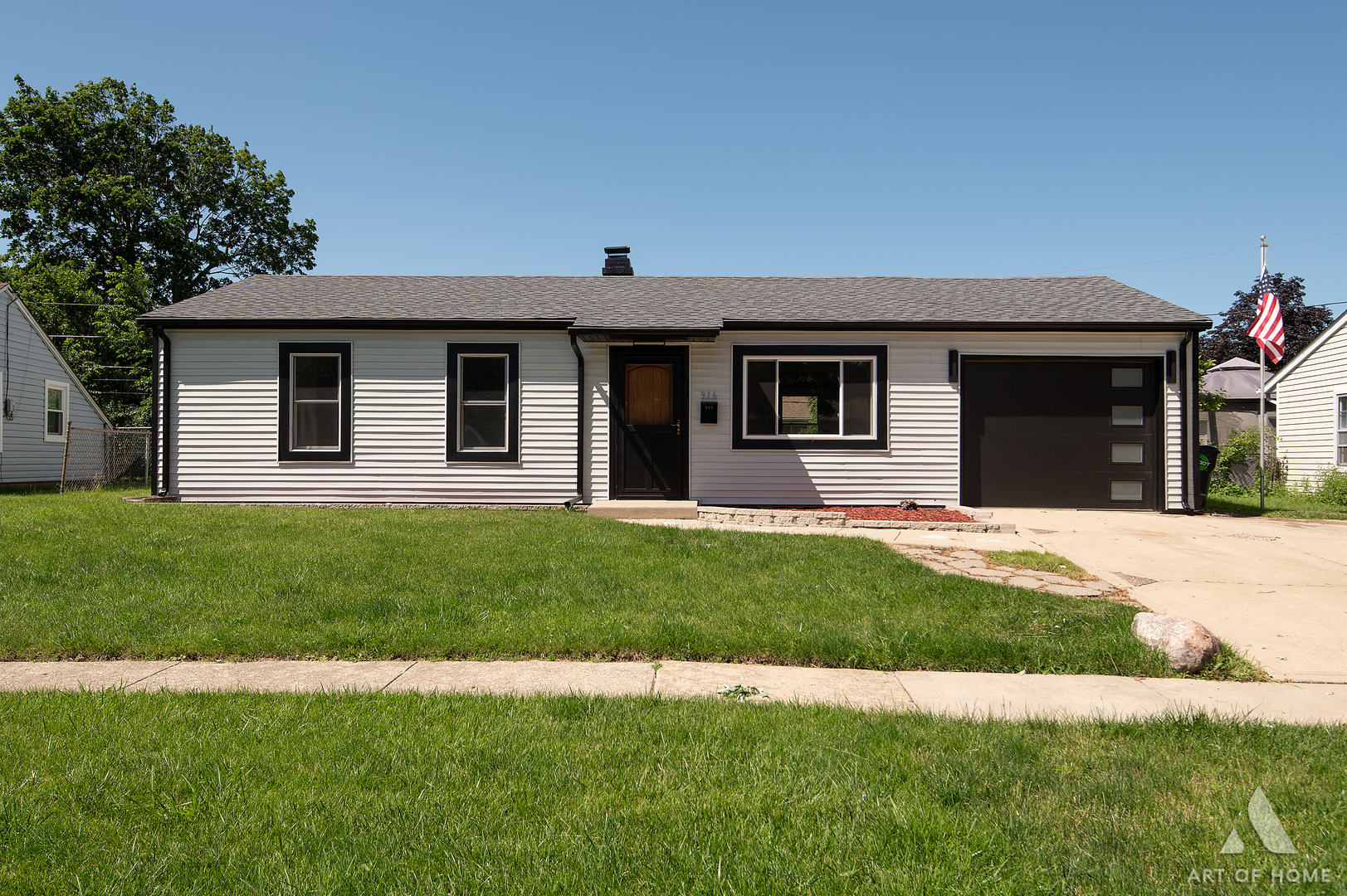 916 Mulberry Lane Property Photo 21