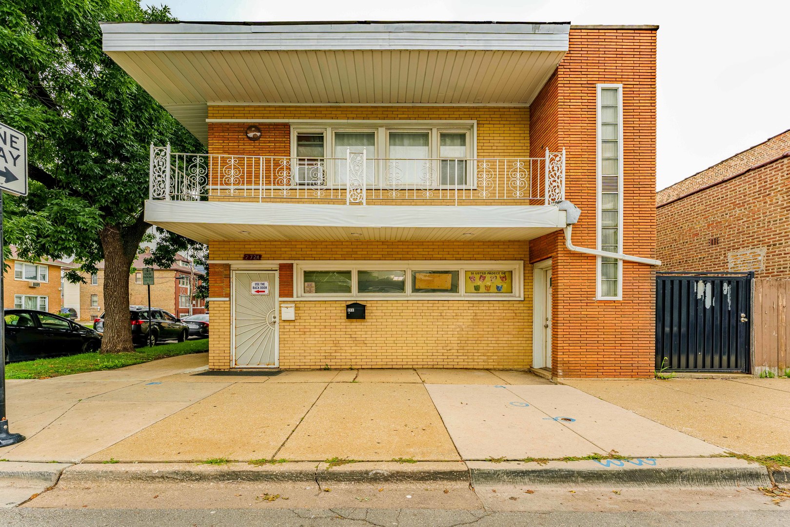 2724 W 51st Street Property Photo 1