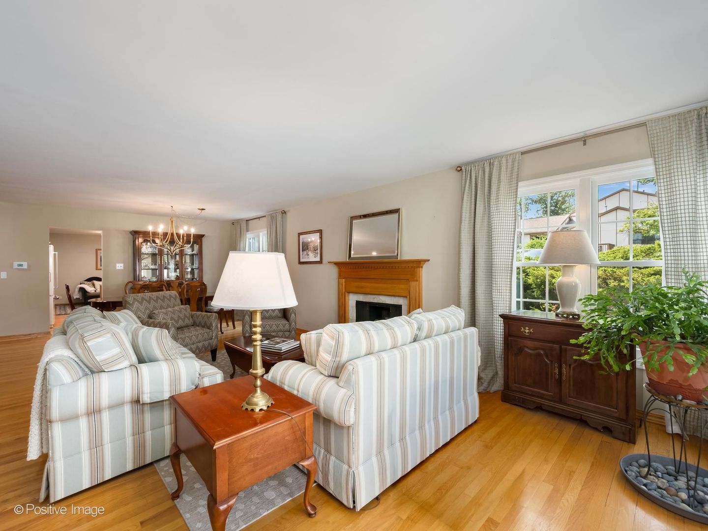 1049 Wheaton Oaks Drive Property Photo 12