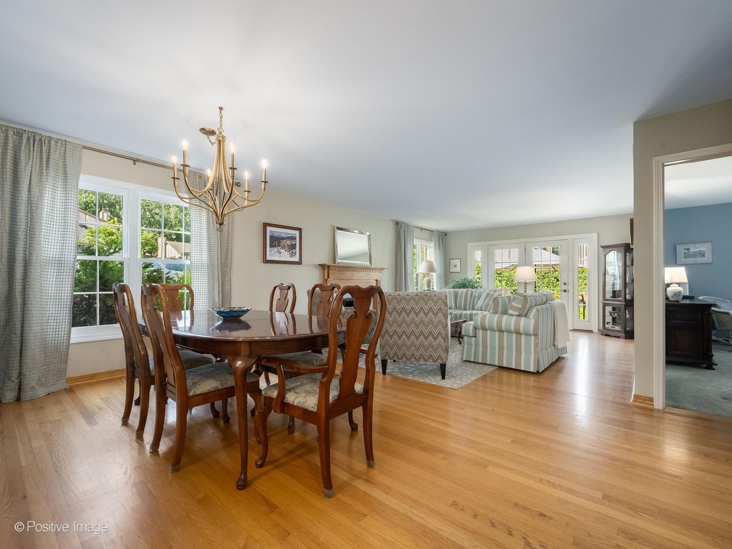 1049 Wheaton Oaks Drive Property Photo 14