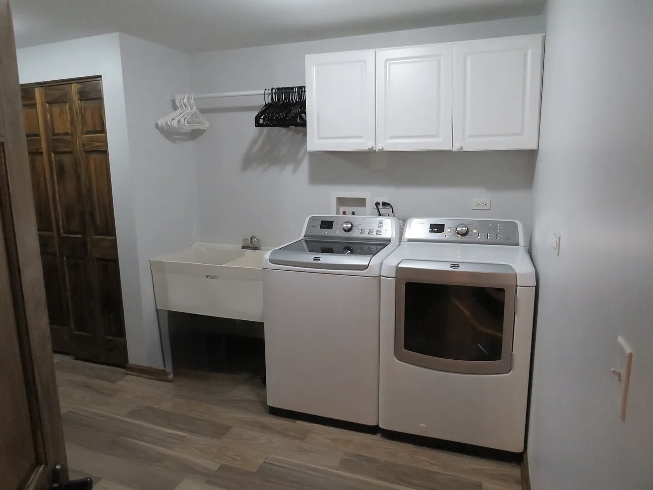223 Buckingham Drive Property Photo 27