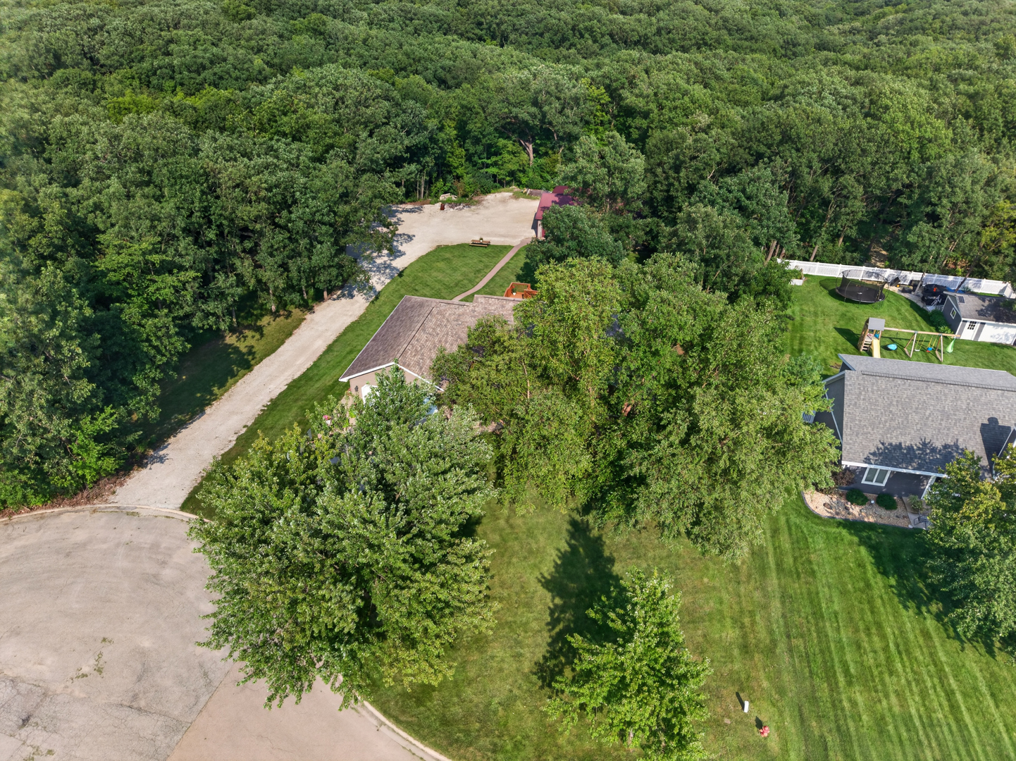 1119 Carter Street Property Photo 4