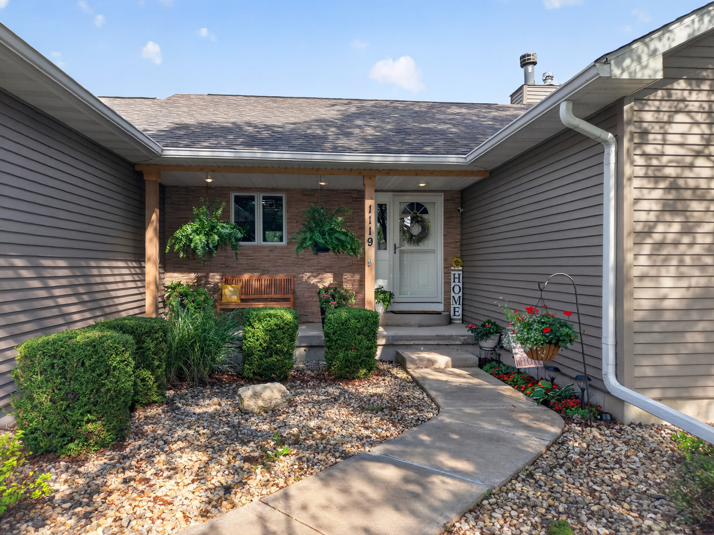 1119 Carter Street Property Photo 10