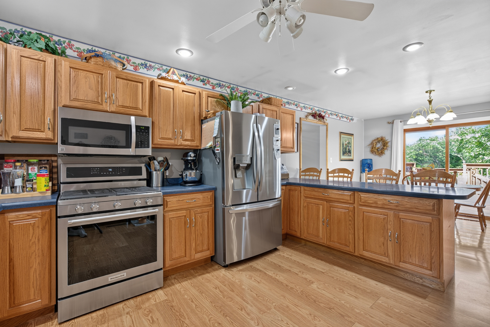1119 Carter Street Property Photo 12