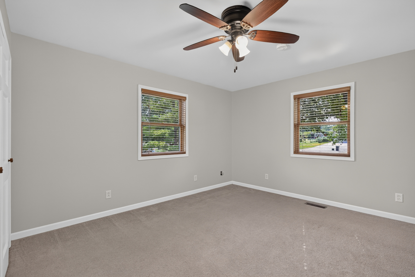 1119 Carter Street Property Photo 28