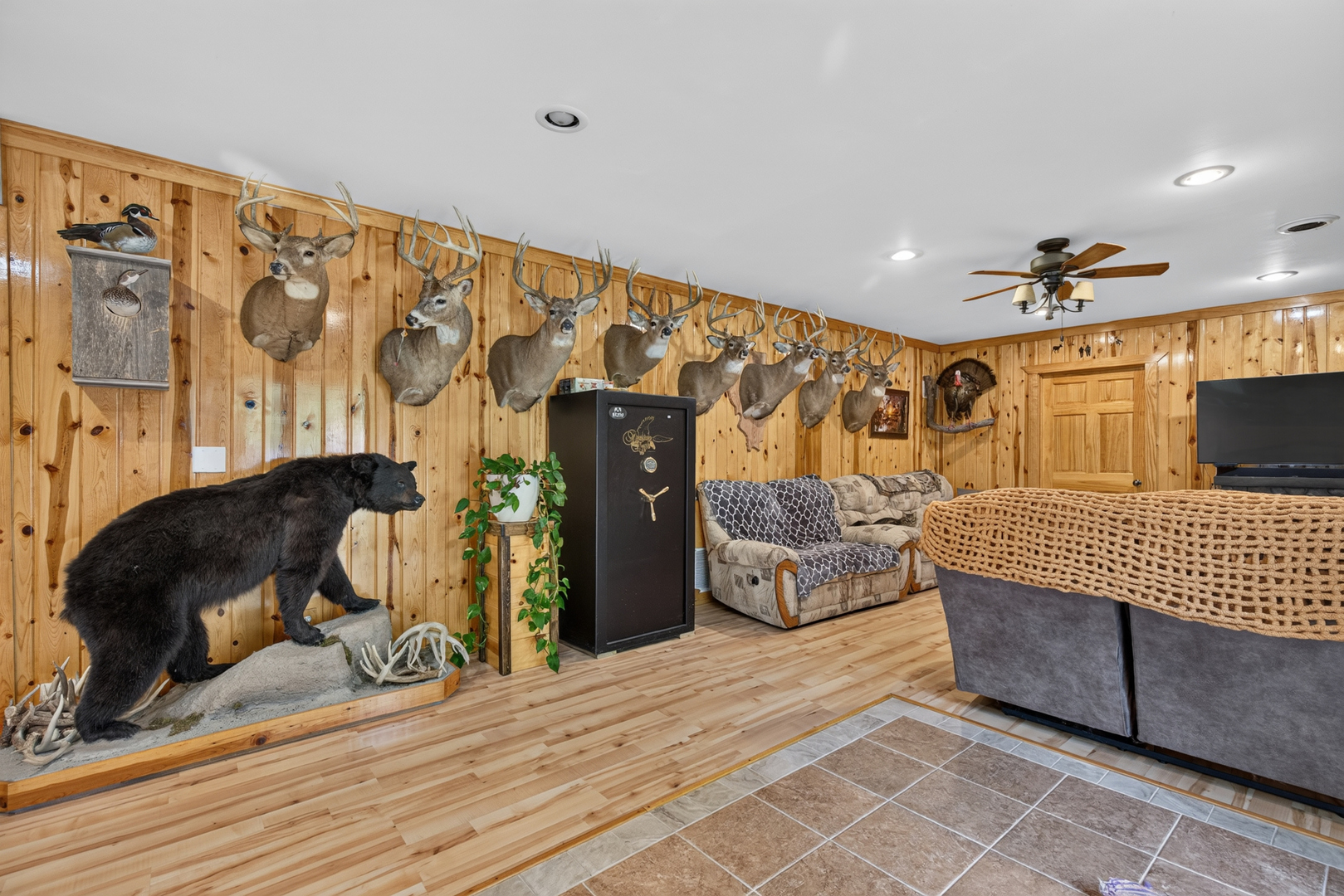 1119 Carter Street Property Photo 33