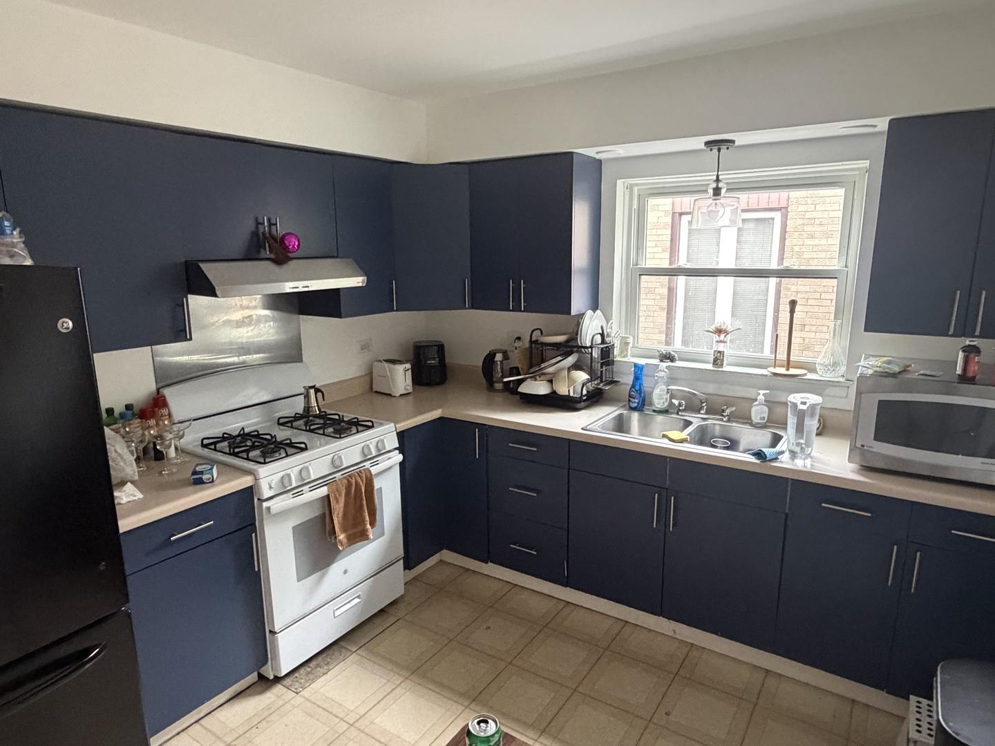 823 S Carpenter Street Property Photo 8