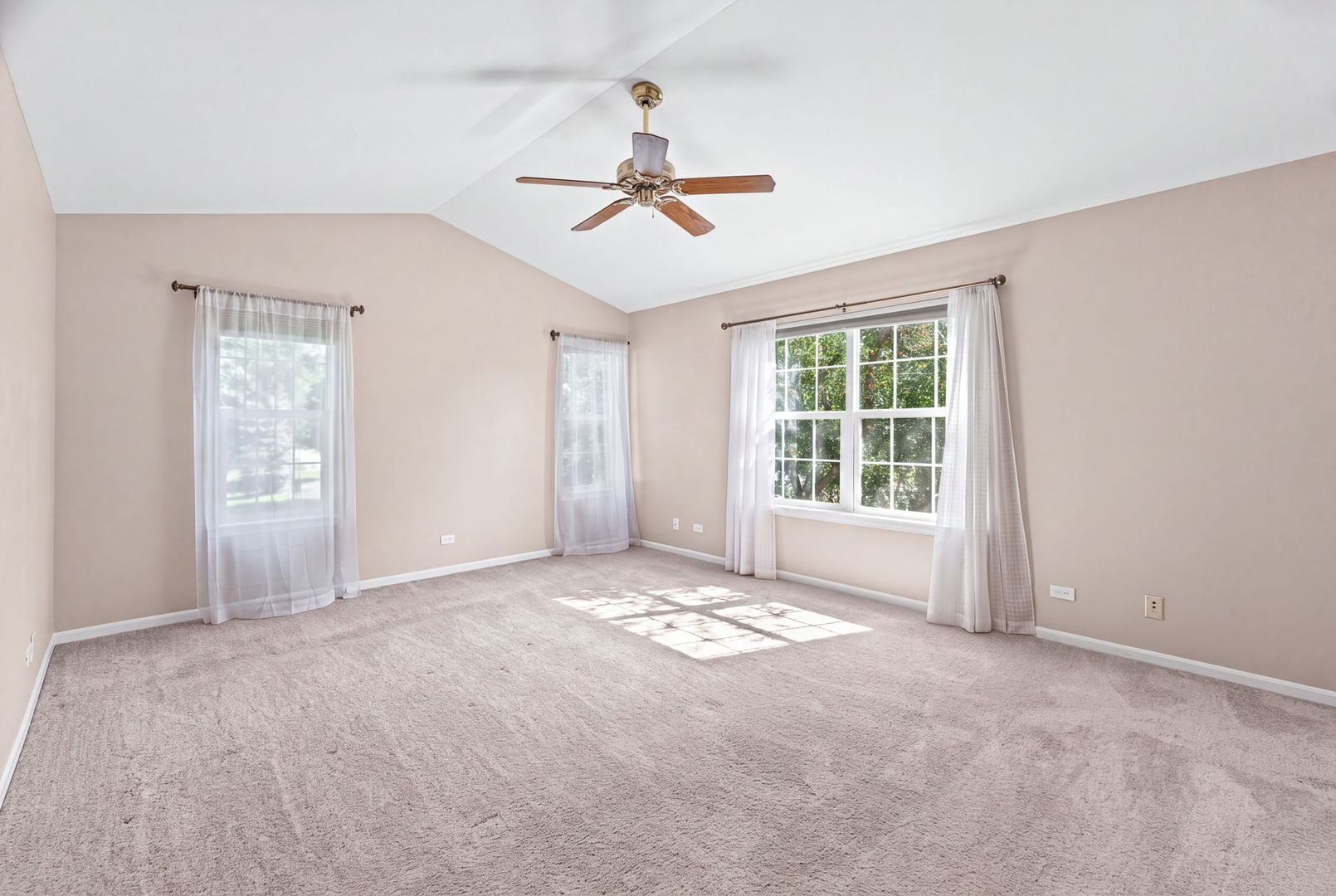 1301 Filly Lane Property Photo 11