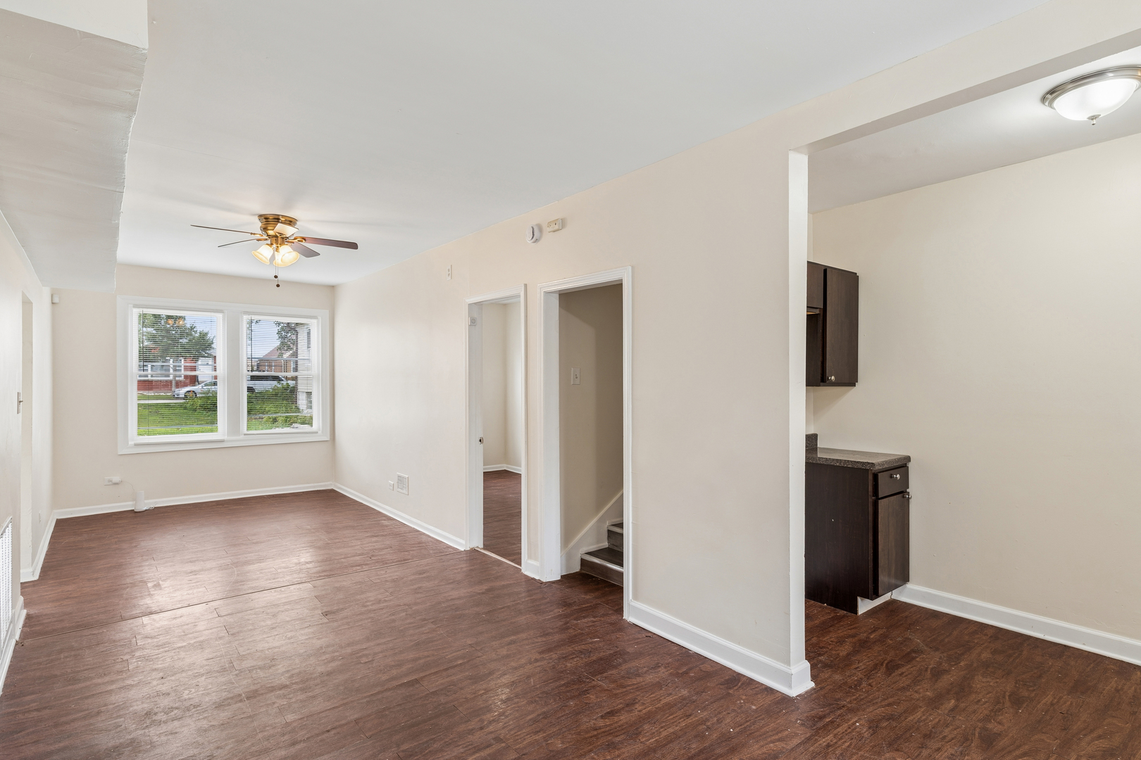 8725 S Constance Avenue Property Photo 6
