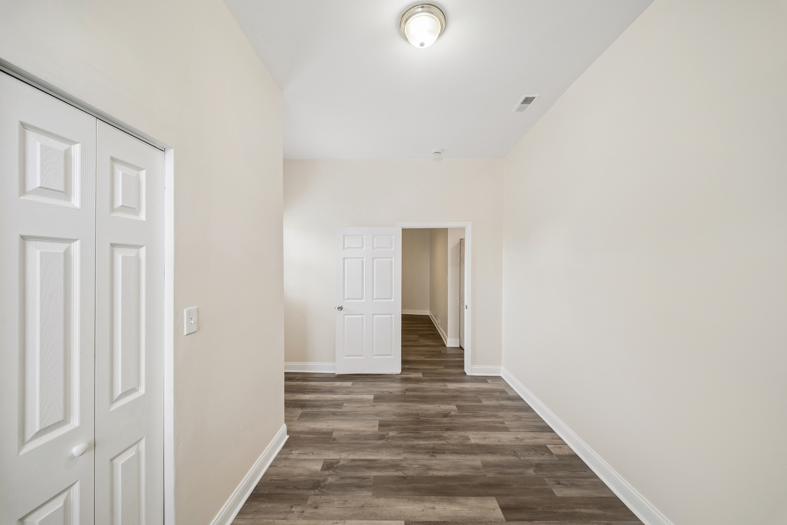 8725 S Constance Avenue Property Photo 12