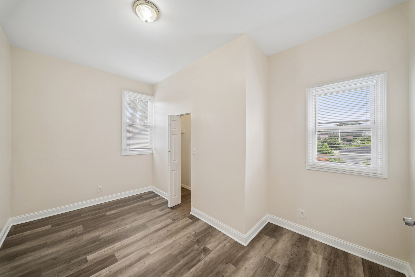 8725 S Constance Avenue Property Photo 16