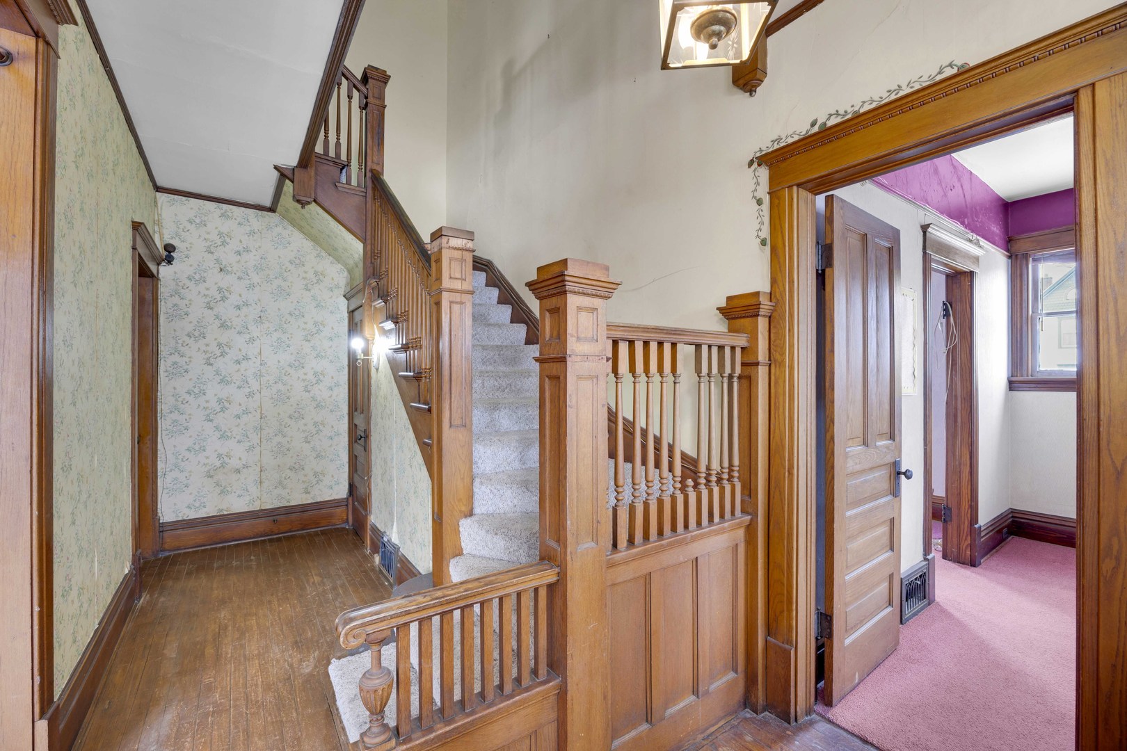 1322 Main Street Property Photo 5