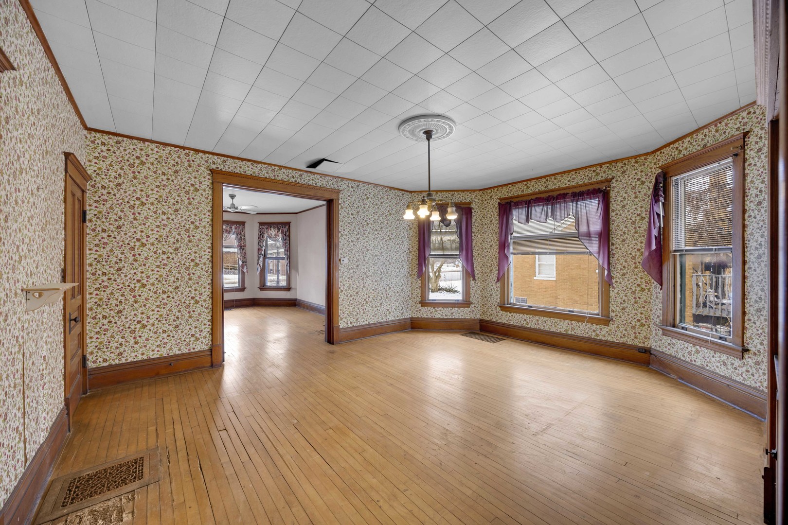 1322 Main Street Property Photo 10